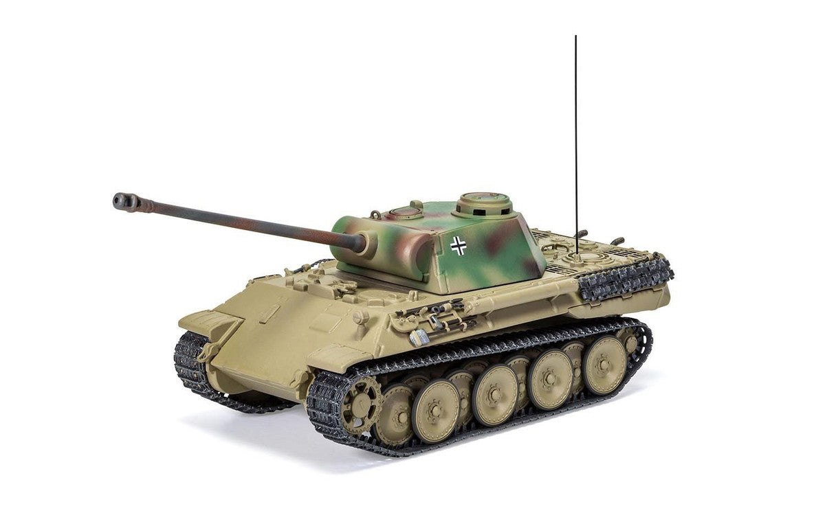 Panzerkampfwagen V Panther (Ausf D) Tank "Training Unit Bamberg North Bavaria Defence of the Reich" (1945) German Army "Military Legends" Series 1/50 Diecast Model by Corgi-0