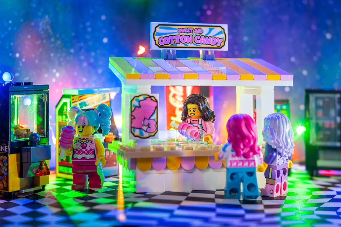 Sweet Air Cotton Candy Stand with Employee Minifig for Lego 2