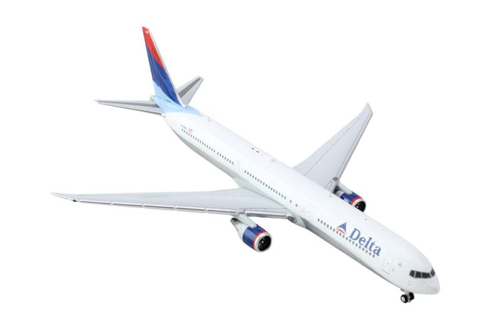 Boeing 767-400ER Commercial Aircraft "Delta Air Lines" (N829MH) White with Red and Blue Tail 1/400 Diecast Model Airplane by GeminiJets-1