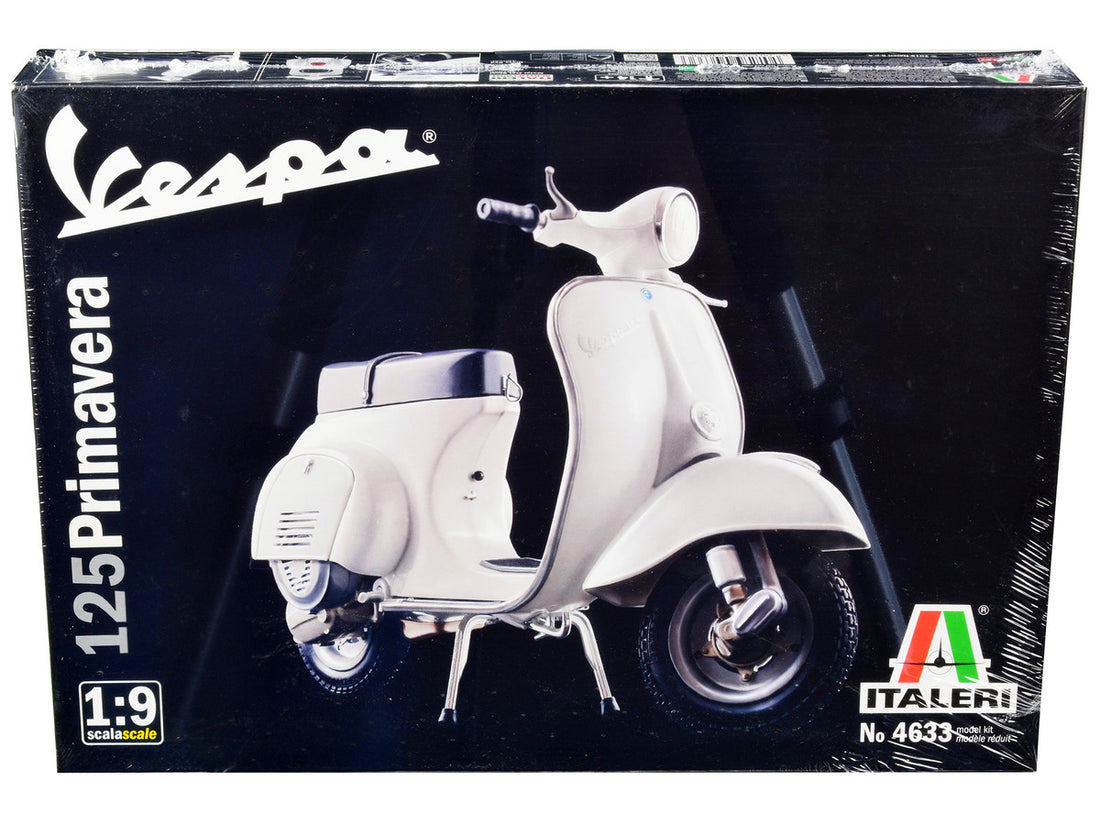 Skill 3 Model Kit Vespa 125 Primavera Scooter 1/9 Scale Model by Italeri-0