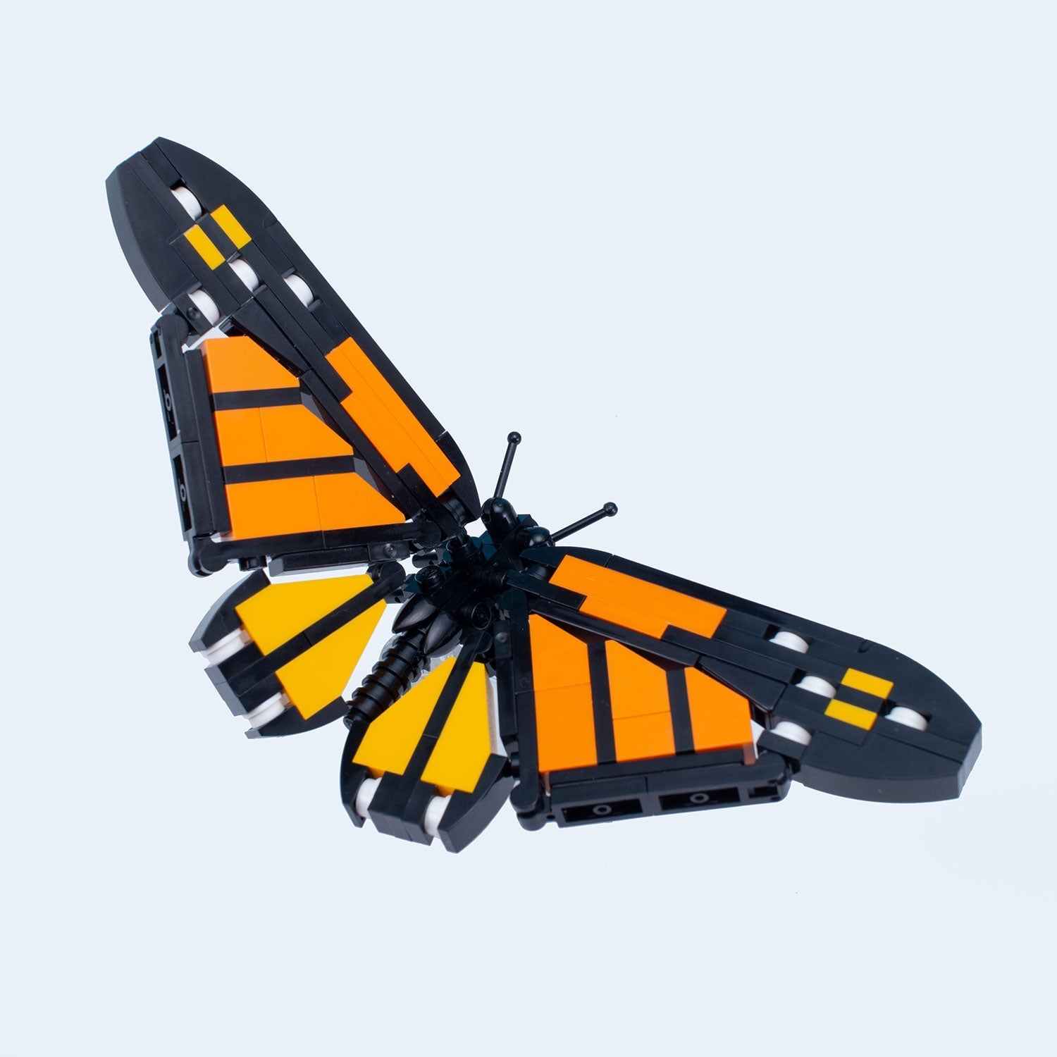 Monarch Butterfly - B3 Customs Building Set made using LEGO parts 4