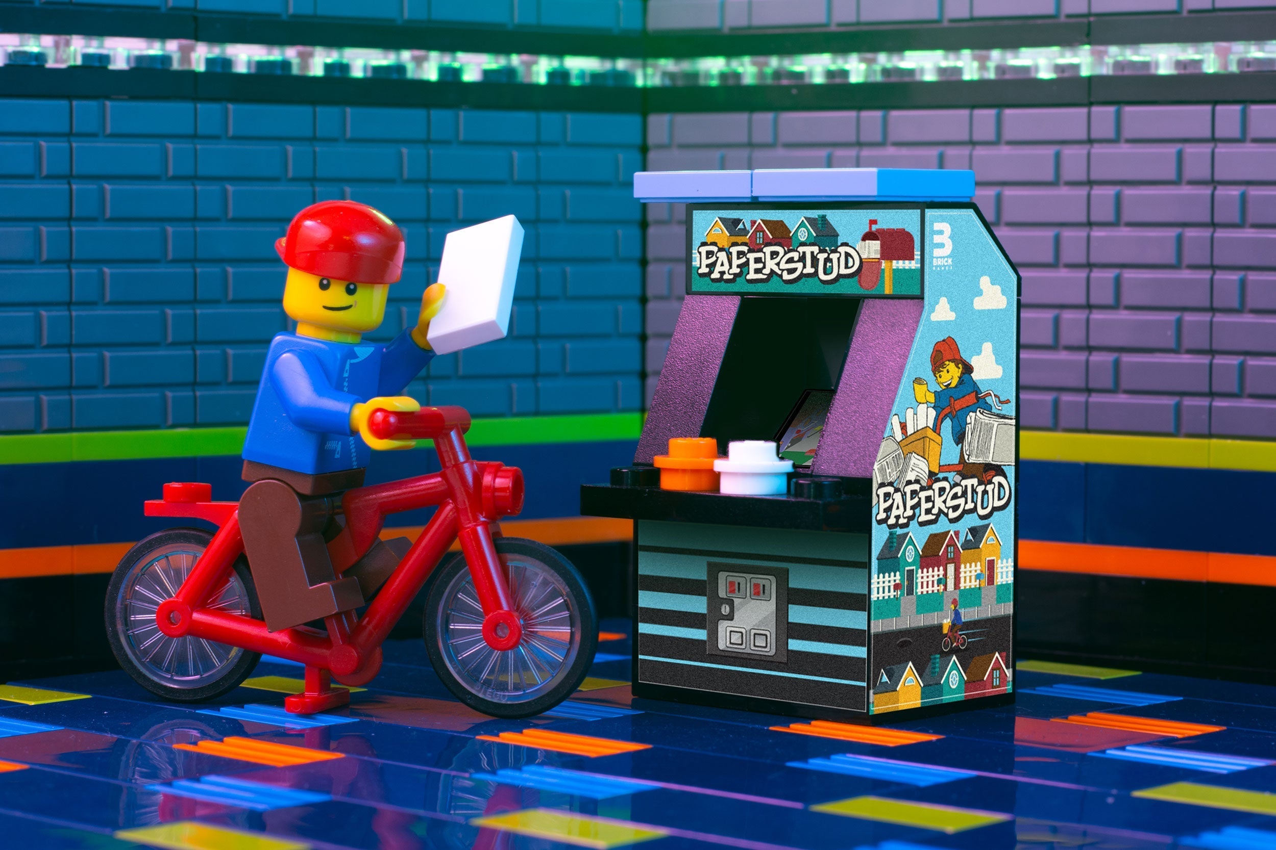 Paper Stud - B3 Customs Arcade Machine made using LEGO parts 3