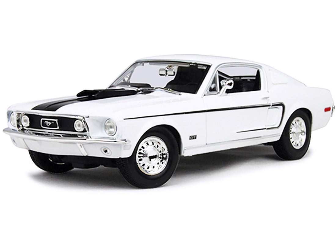 Ford Mustang 1968 CJ Cobra Jet White 1/18 Diecast Model Car by Maisto 2