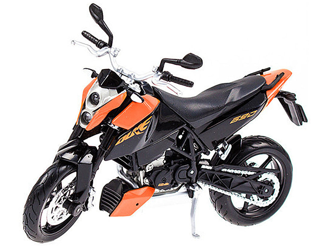 KTM 690 Duke Orange and Black 1/12 Diecast Motorcycle Model by Maisto-1