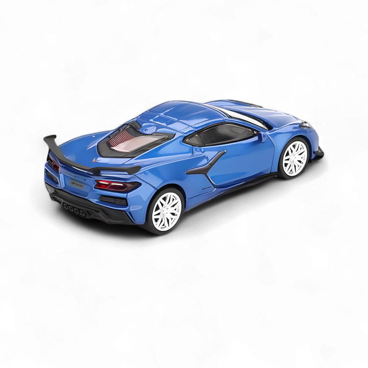 Chevrolet Corvette Z06 2023 Elkhart Lake Blue Metallic #892 1:64 by Mini-GT  2