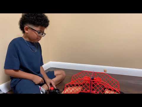 Dueling Desktop Basketball Game by Odyssey Video