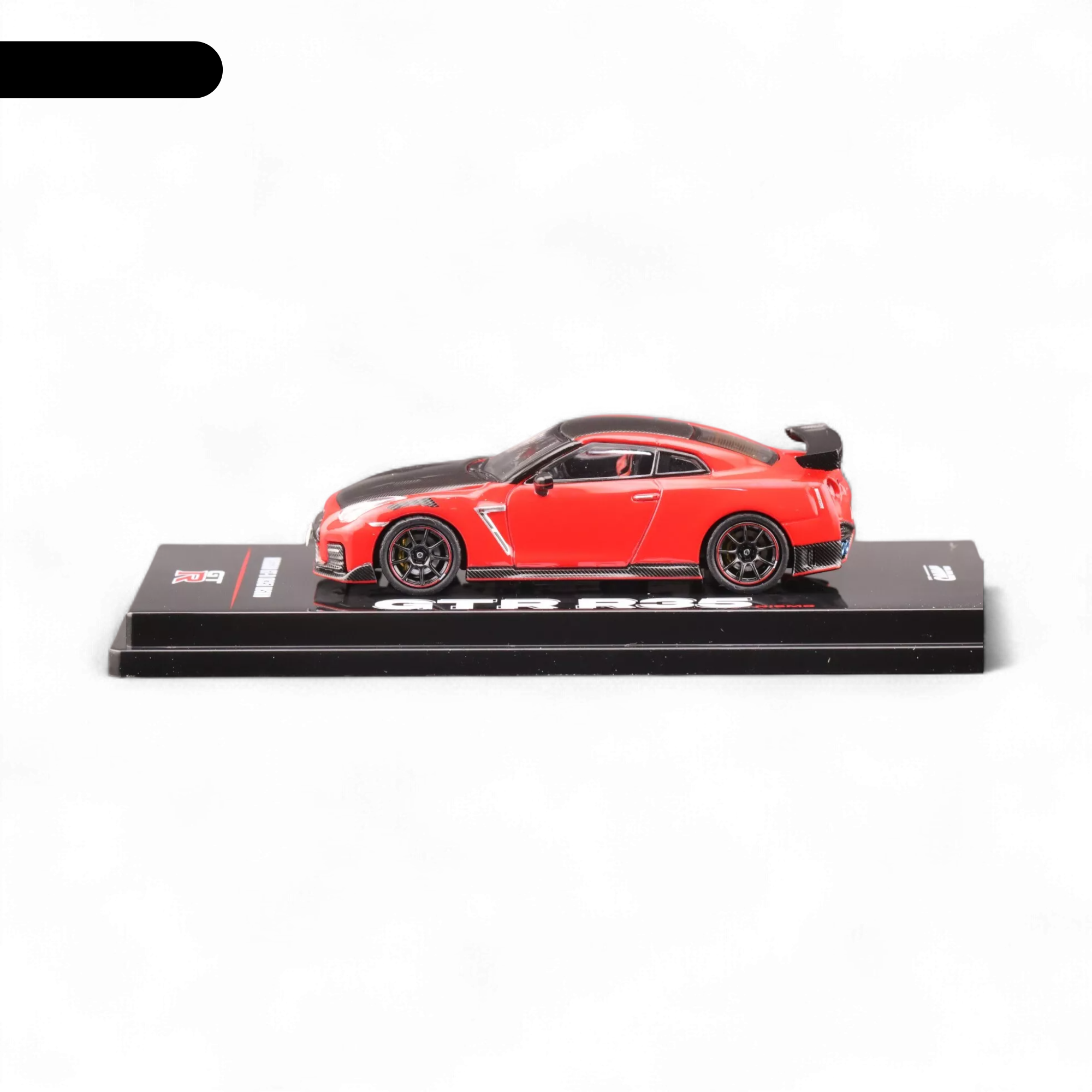 NISSAN GT-R (R35) NISMO Red 1:64 by Inno64 2