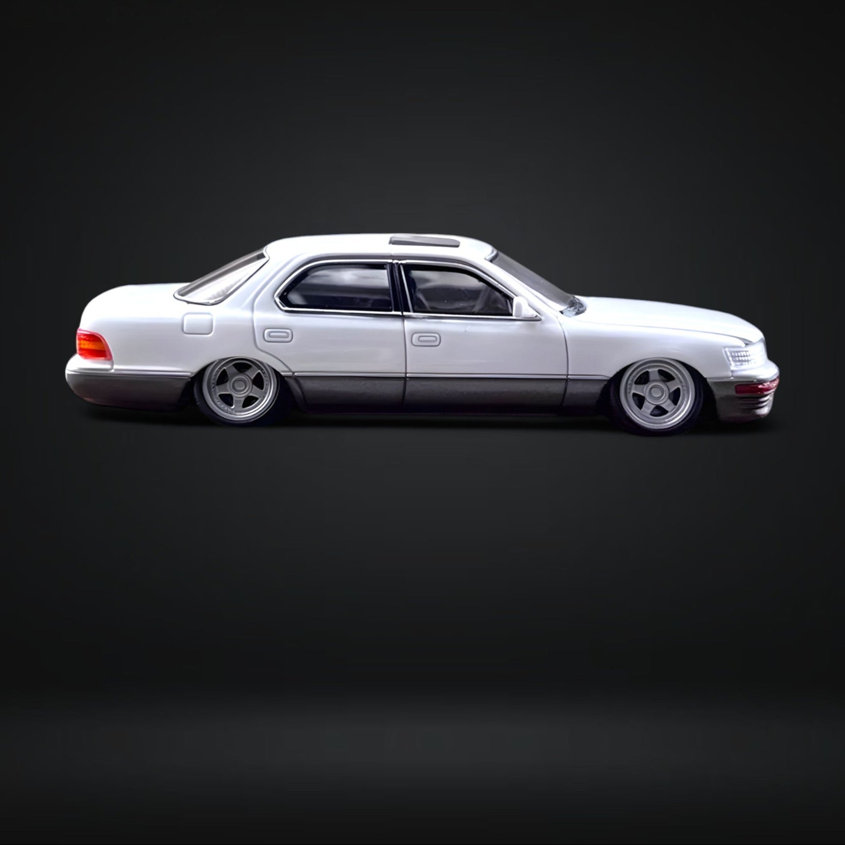 Lexus LS400 - White/Gray Double Stanced 1:64 by Fine works64  3