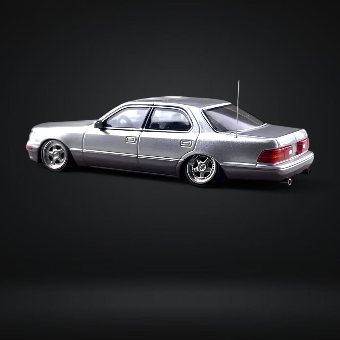 Lexus LS400 - Silver/Gray Double Stanced 1:64 by Fine Works64 8