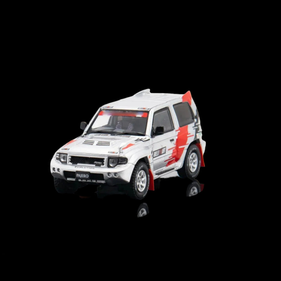 Mitsubishi Pajero Evolution "RALLIART" in Silver 1:64 by Inno64 IN64-EVOP-RAWSIL