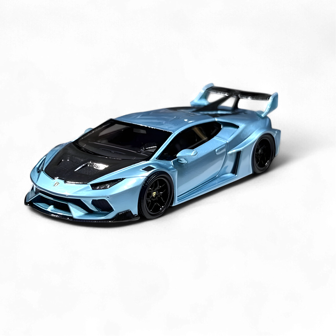 Lamborghini Huracan LP610-4 LWBK WideBody Resin - ICE BLUE 1:64 by Flame 