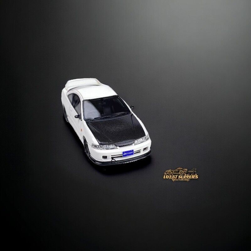 Honda Integra DC2 in White 1:64 Resin Limited to 399 Pcs by Nice Auto