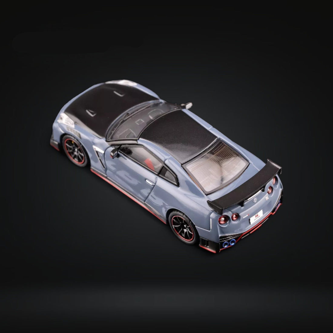 Nissan Skyline GT-R R35 Nismo Stealth Gray 1:64 IN64-R35NSE-STGR by Inno64 Angled Top View