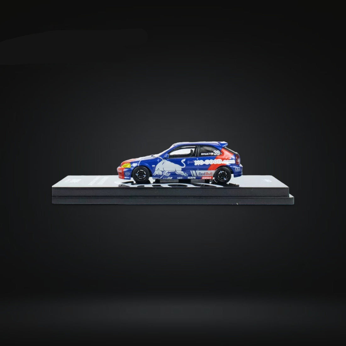 Honda Civic Type-R EK9 #39 NO GOOD RACING Red Bull Livery 1:64 by Inno64 IN64-EK9-JDM16 Mounted Side View