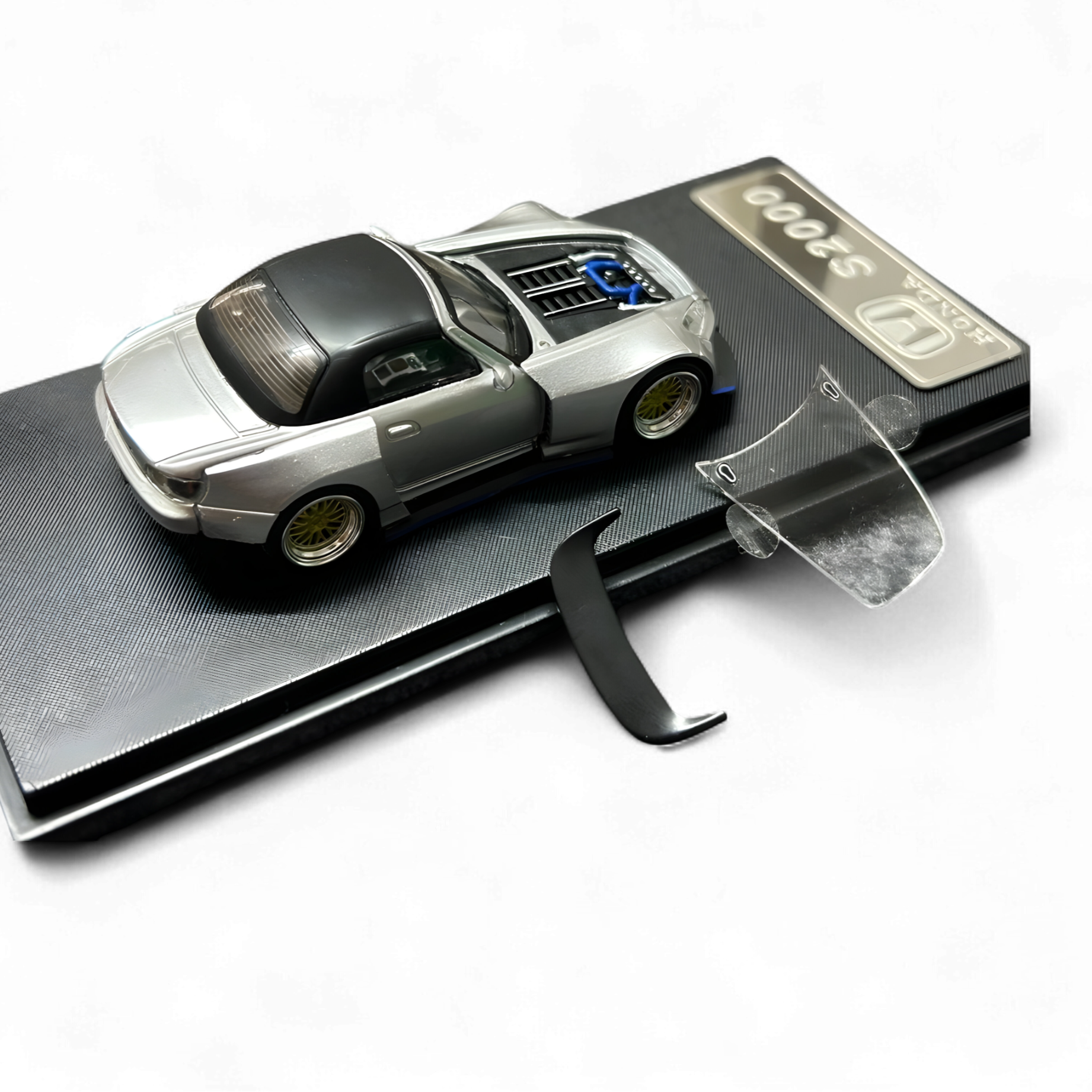 Honda S2000 Wide-Body Roadster Silver by Rhino Model RM 1:64  2