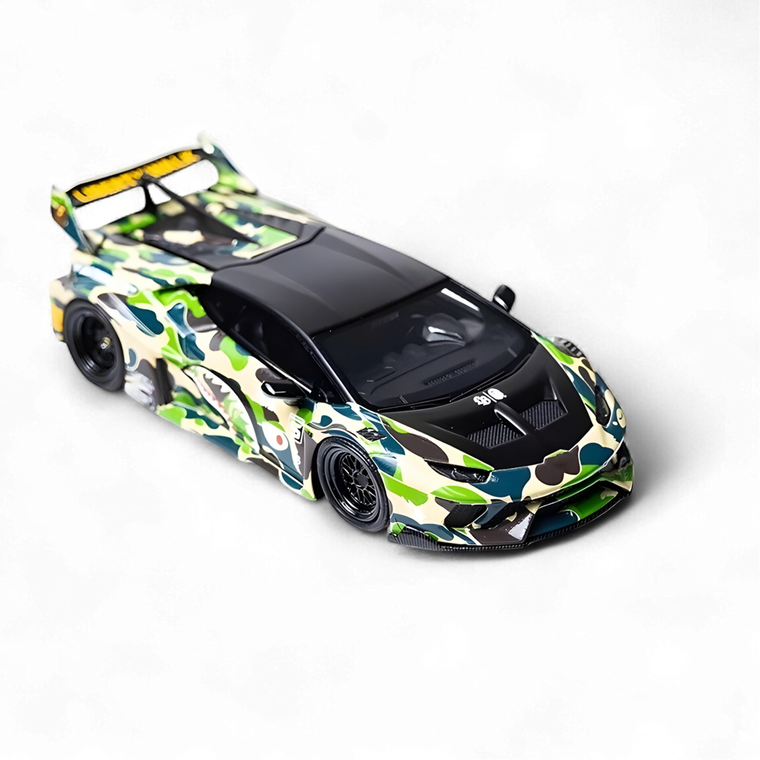 Lamborghini Huracan LP610-4 LWBK WideBody Resin - CAMOUFLAGE 1:64 by Flame  2