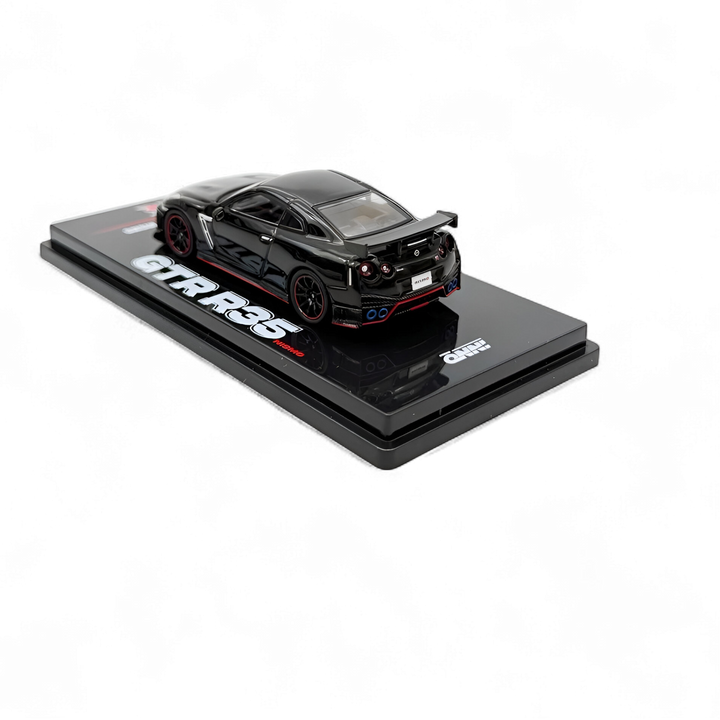 Inno64 Nissan GT-R R35 NISMO Black 1:64 2
