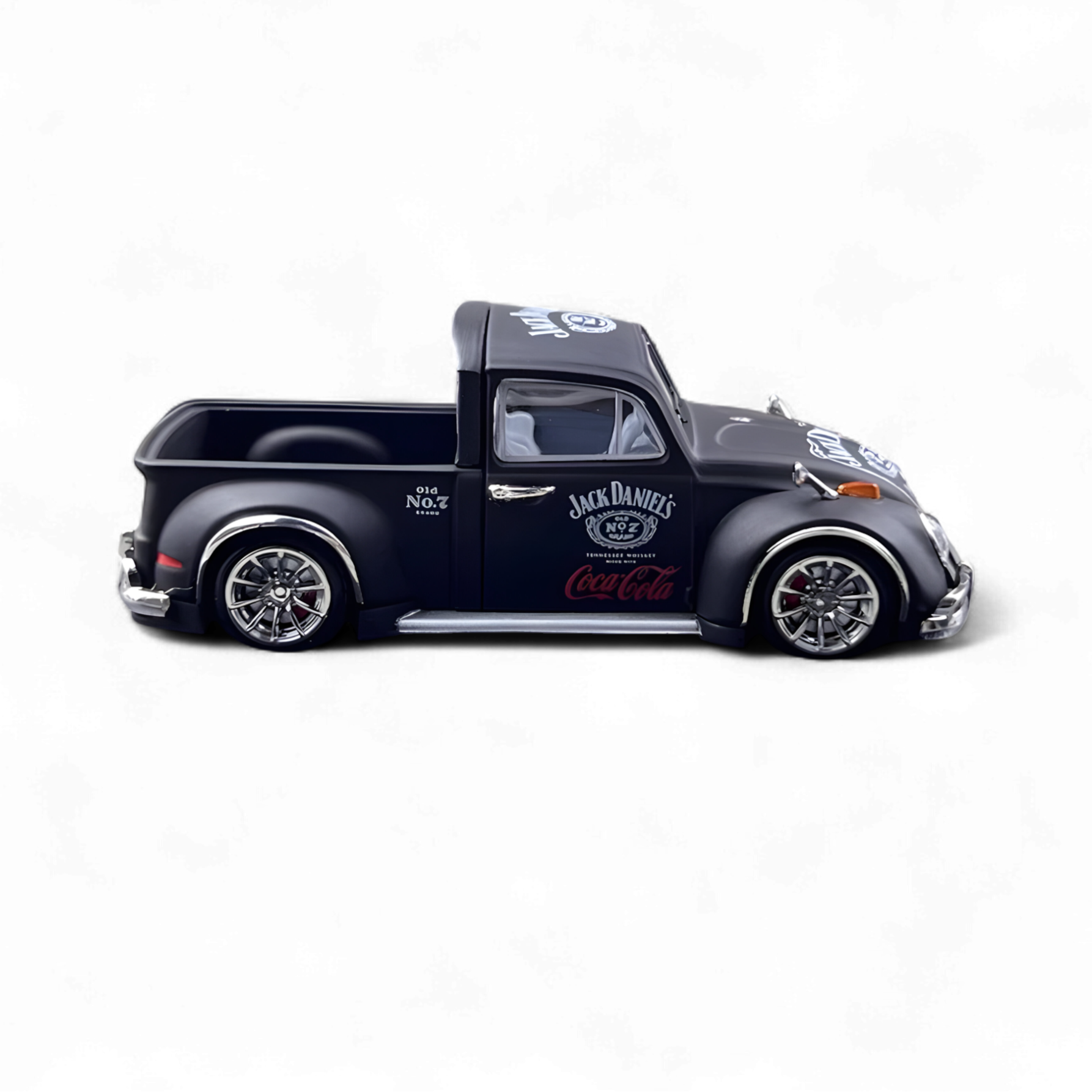 Beetle Pickup - J A C K - D A N I E L ' S Livery 1:64 by Liberty 64 3