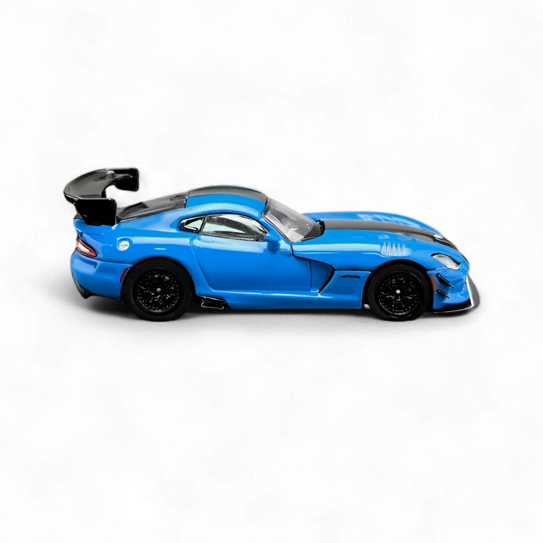 Dodge VIPER ACR - Competition Blue 1:64 by Hone Model  2