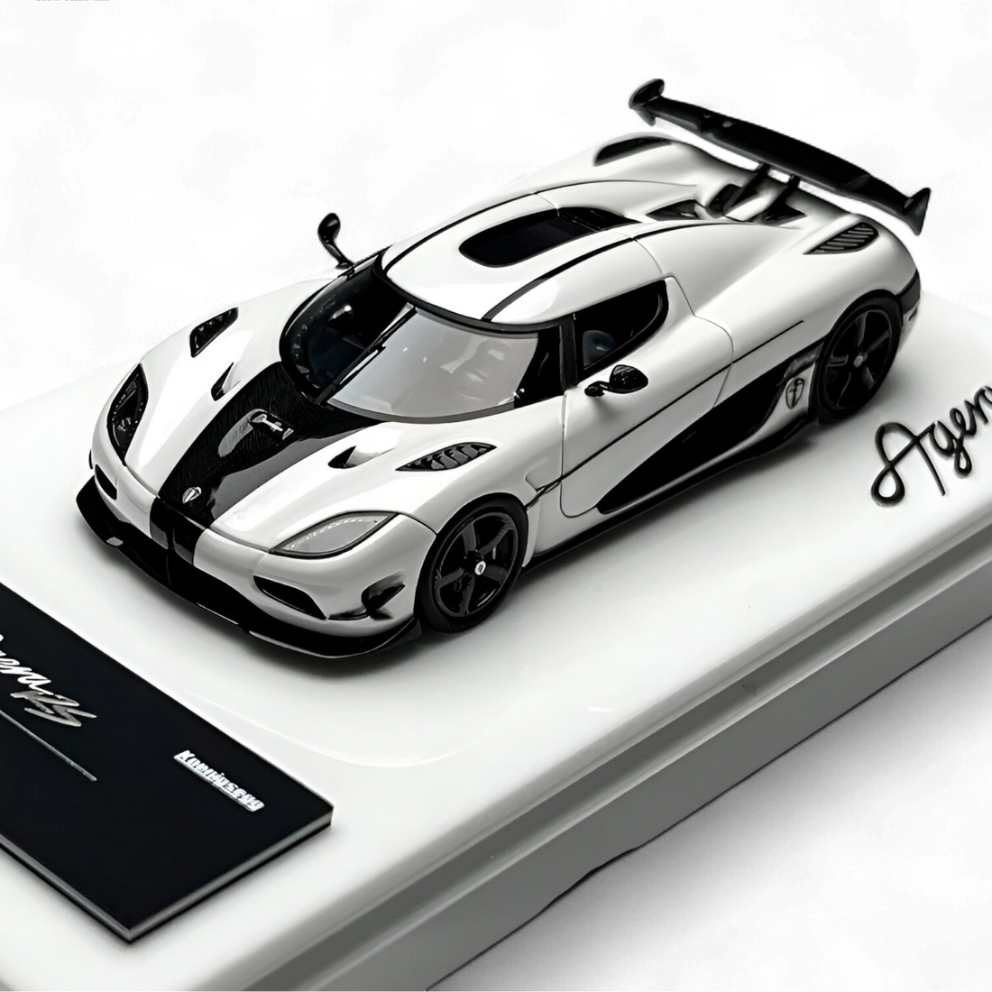 Guo Ji 1:64 Koenigsegg Agera RS (Resin Model) 2
