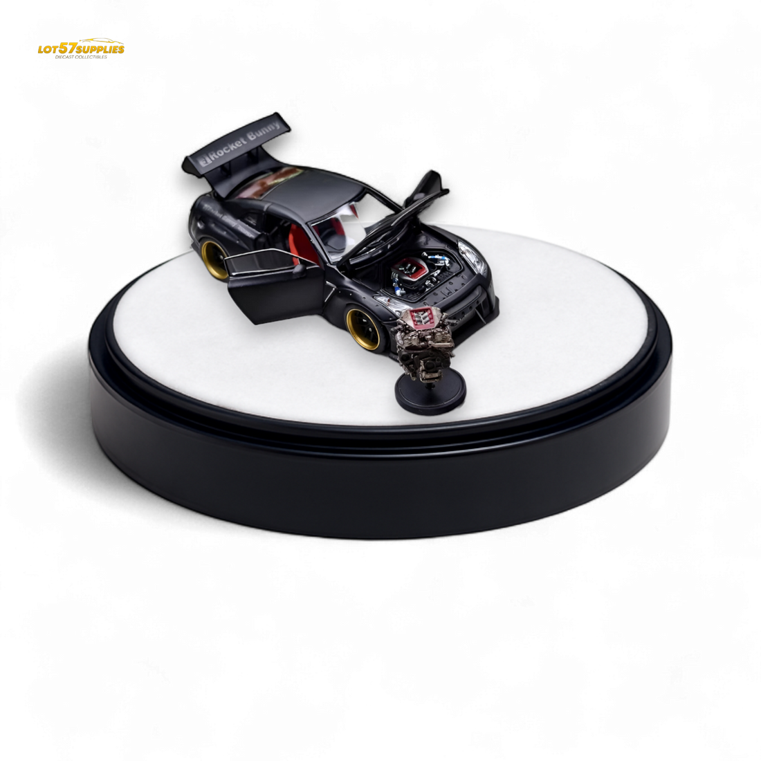 Nissan Rocket Bunny R35 - Versión de lujo en negro mate 1:64 de PGM