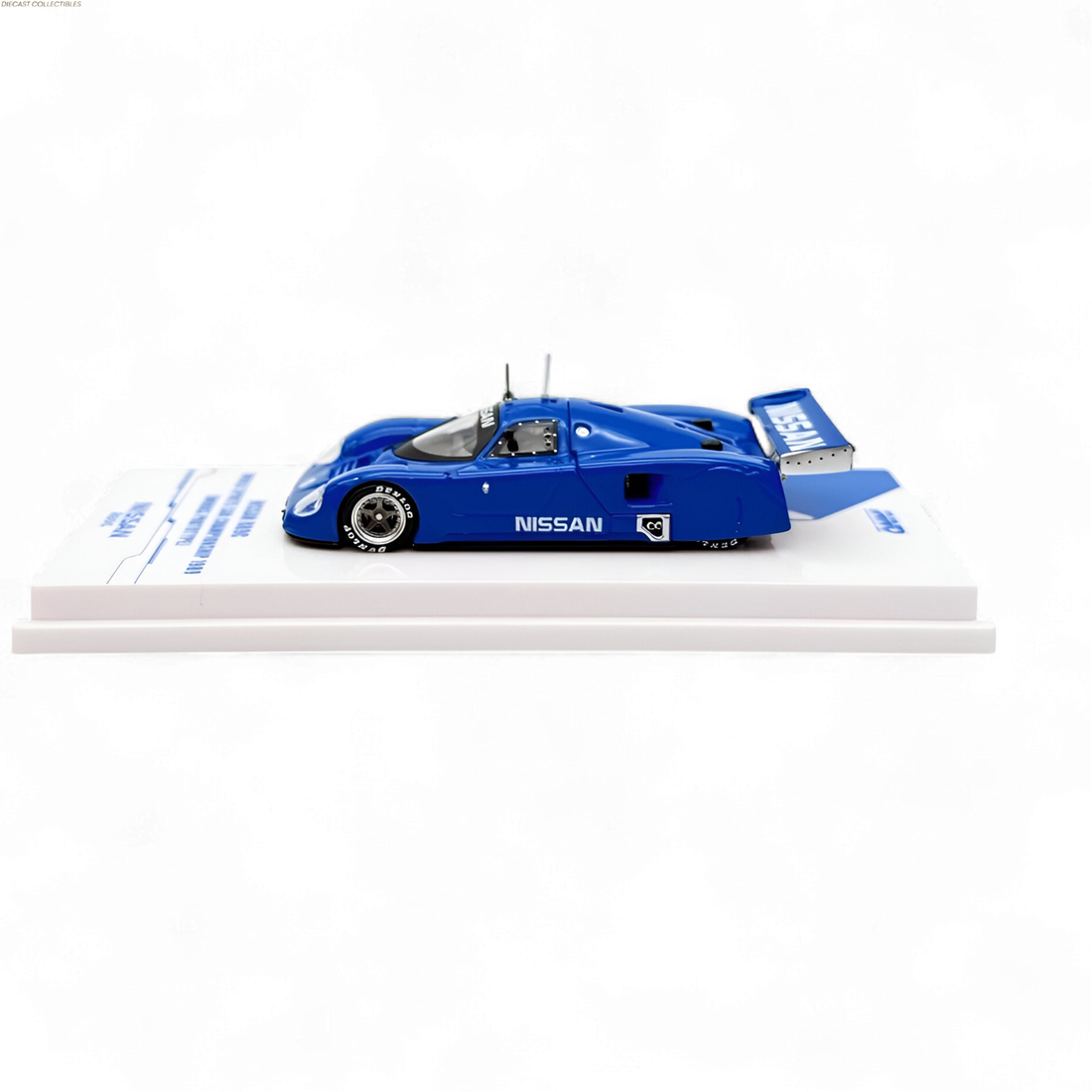Nissan R89C Blue Championship 1989 1:64 by Inno64 3
