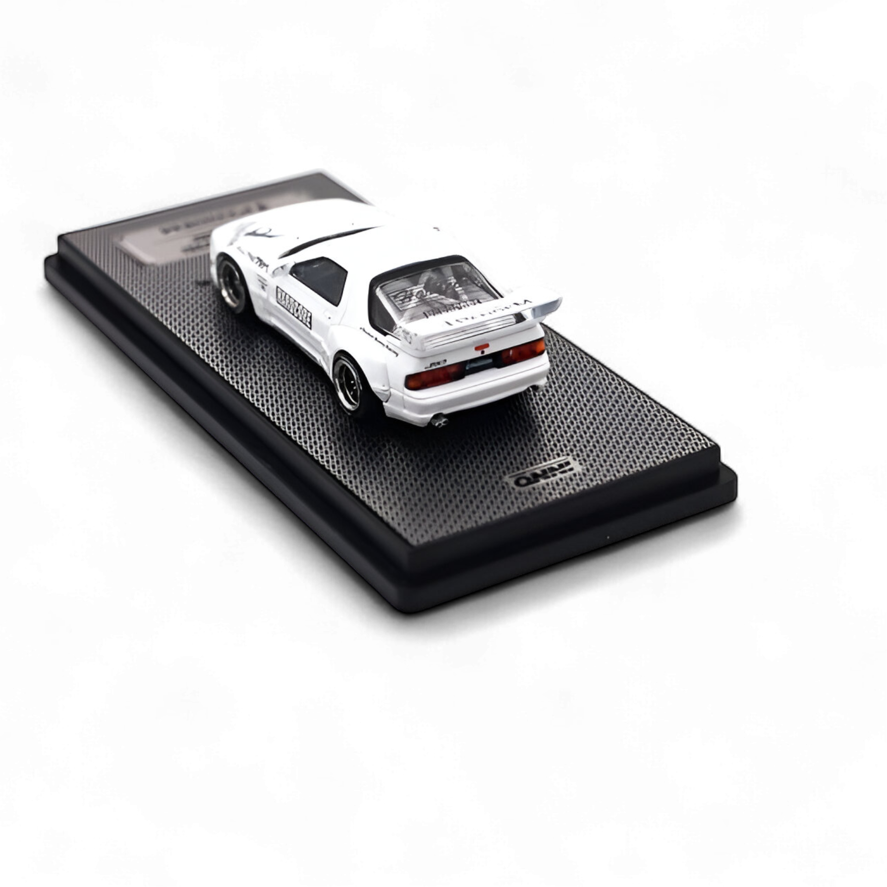 Mazda RX-7 FC3S Pandem Aero White 1:64 by Inno64  3