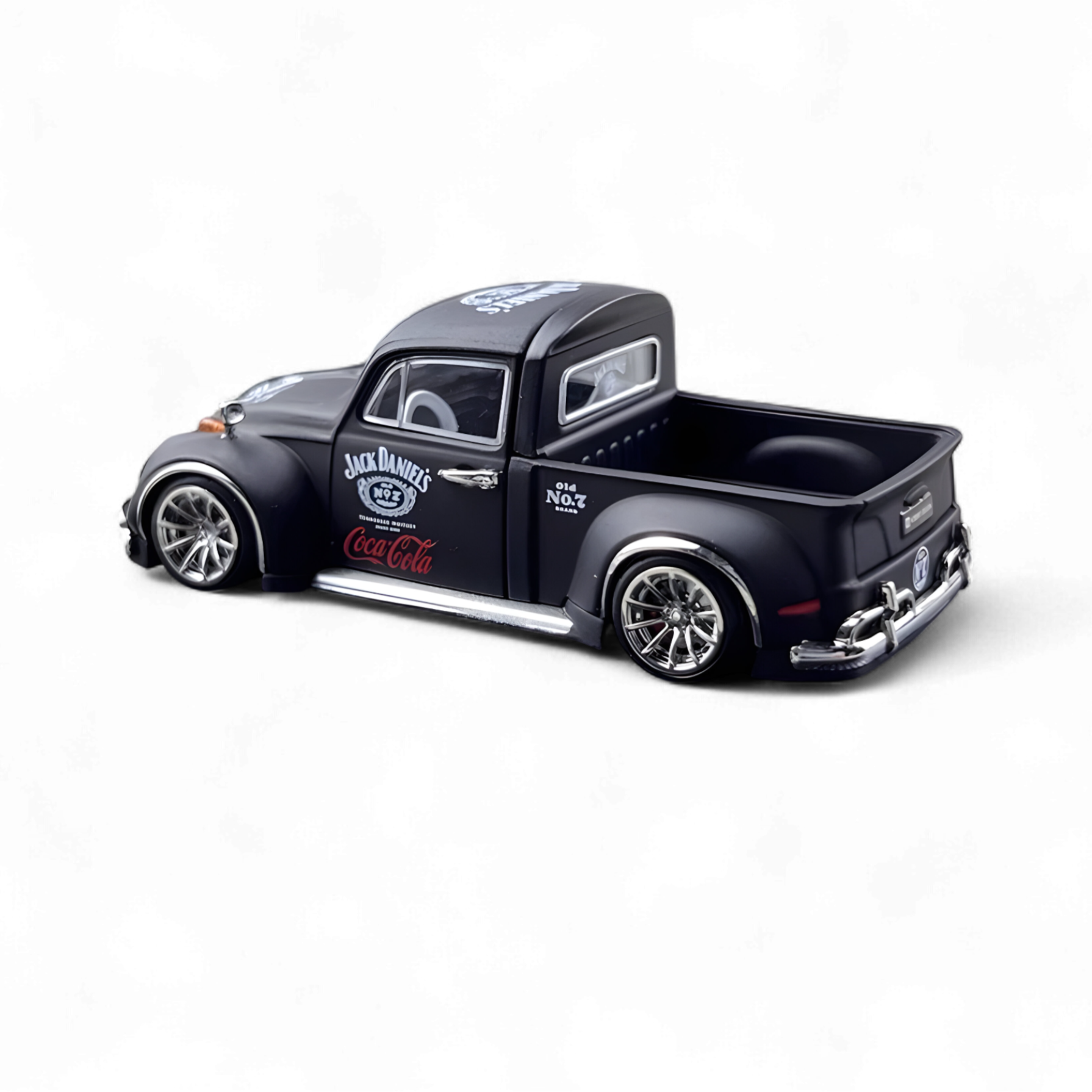 Beetle Pickup - J A C K - D A N I E L ' S Livery 1:64 by Liberty 64 5