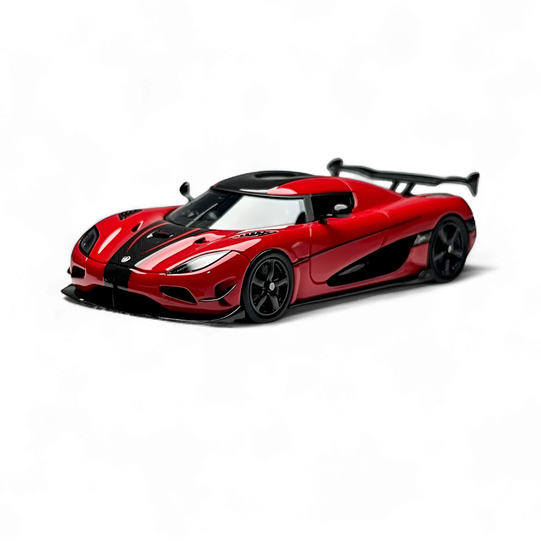 Guo Ji 1:64 Koenigsegg Agera RS (Resin Model) 3
