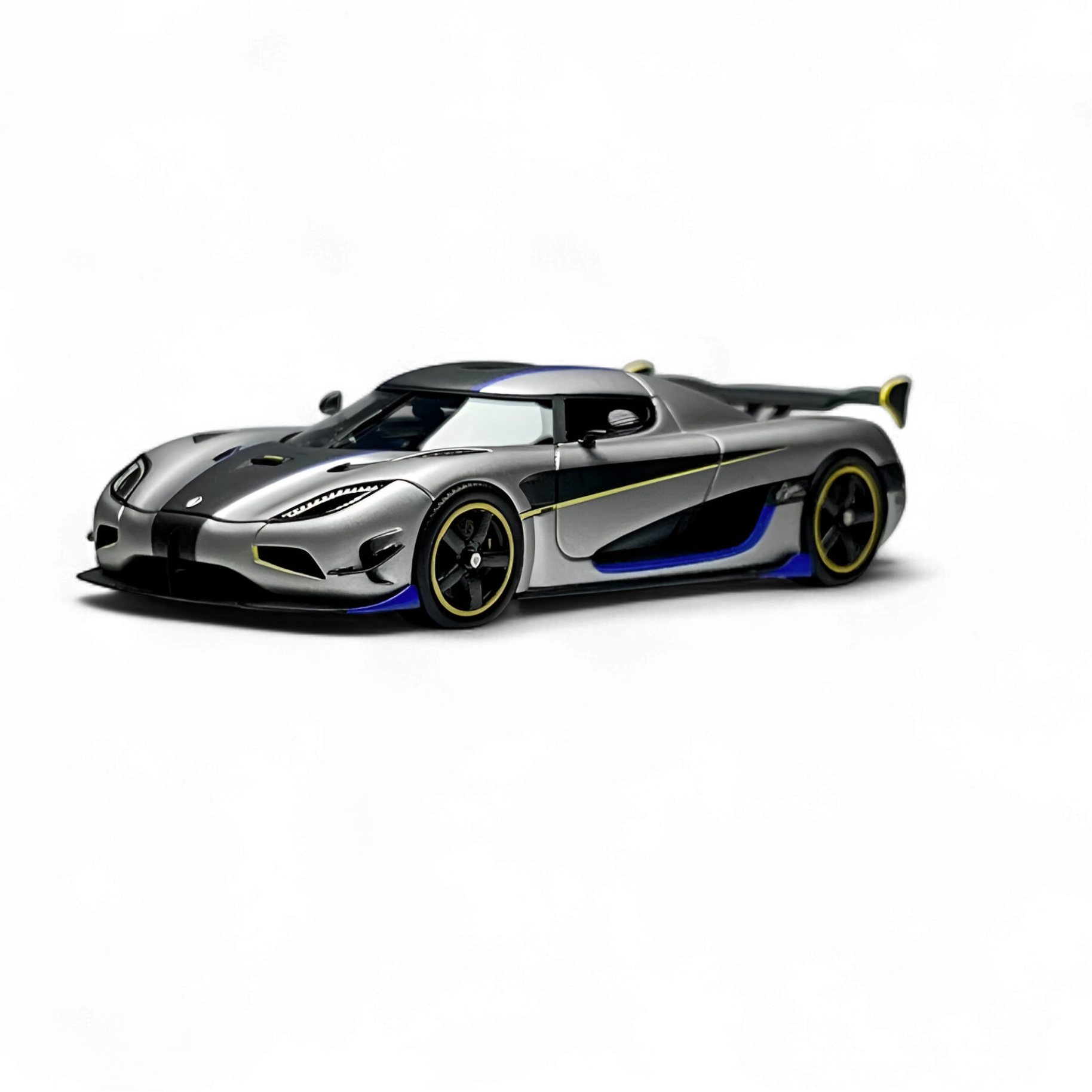 Koenigsegg Agera RS Matte Silver Gray 1:64 by Guo Ji  3