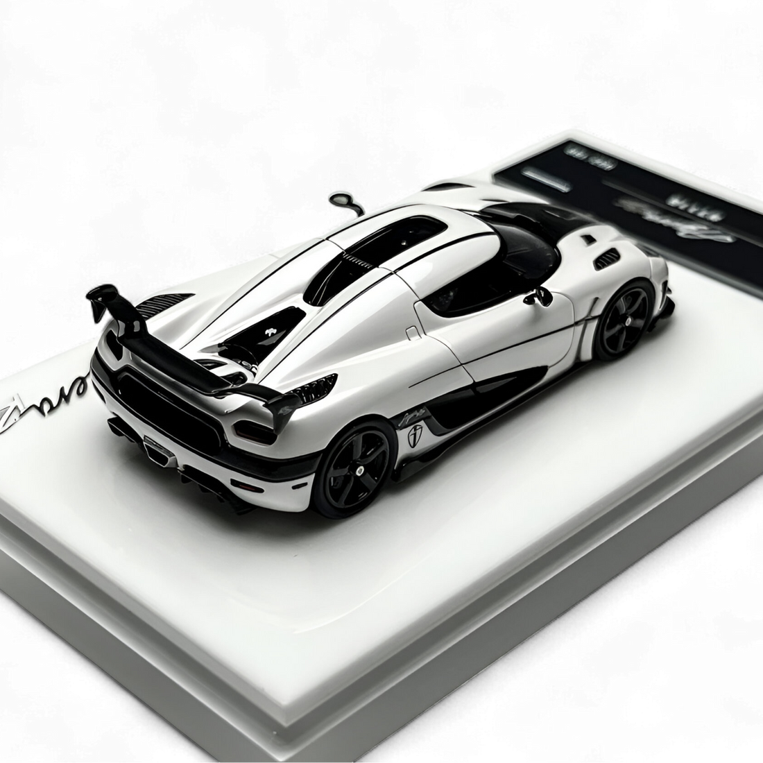 Guo Ji 1:64 Koenigsegg Agera RS (Resin Model) 3