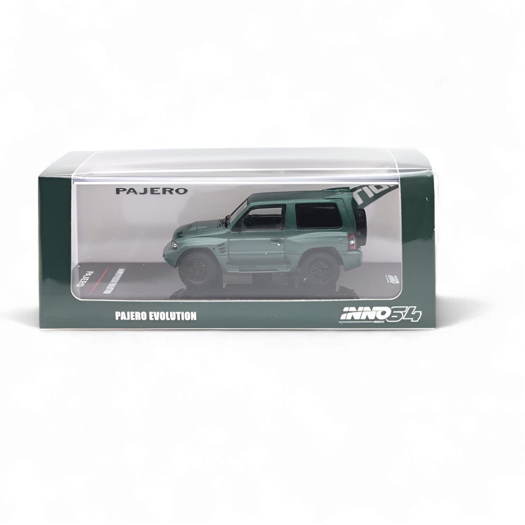 Mitsubishi Pajero Evolution Satin Green 1:64 by Inno64  4