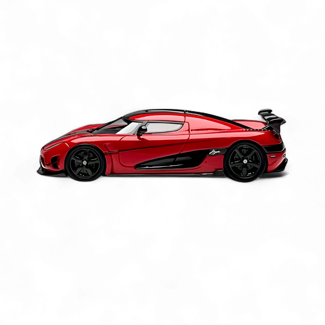 Guo Ji 1:64 Koenigsegg Agera RS (Resin Model) 4