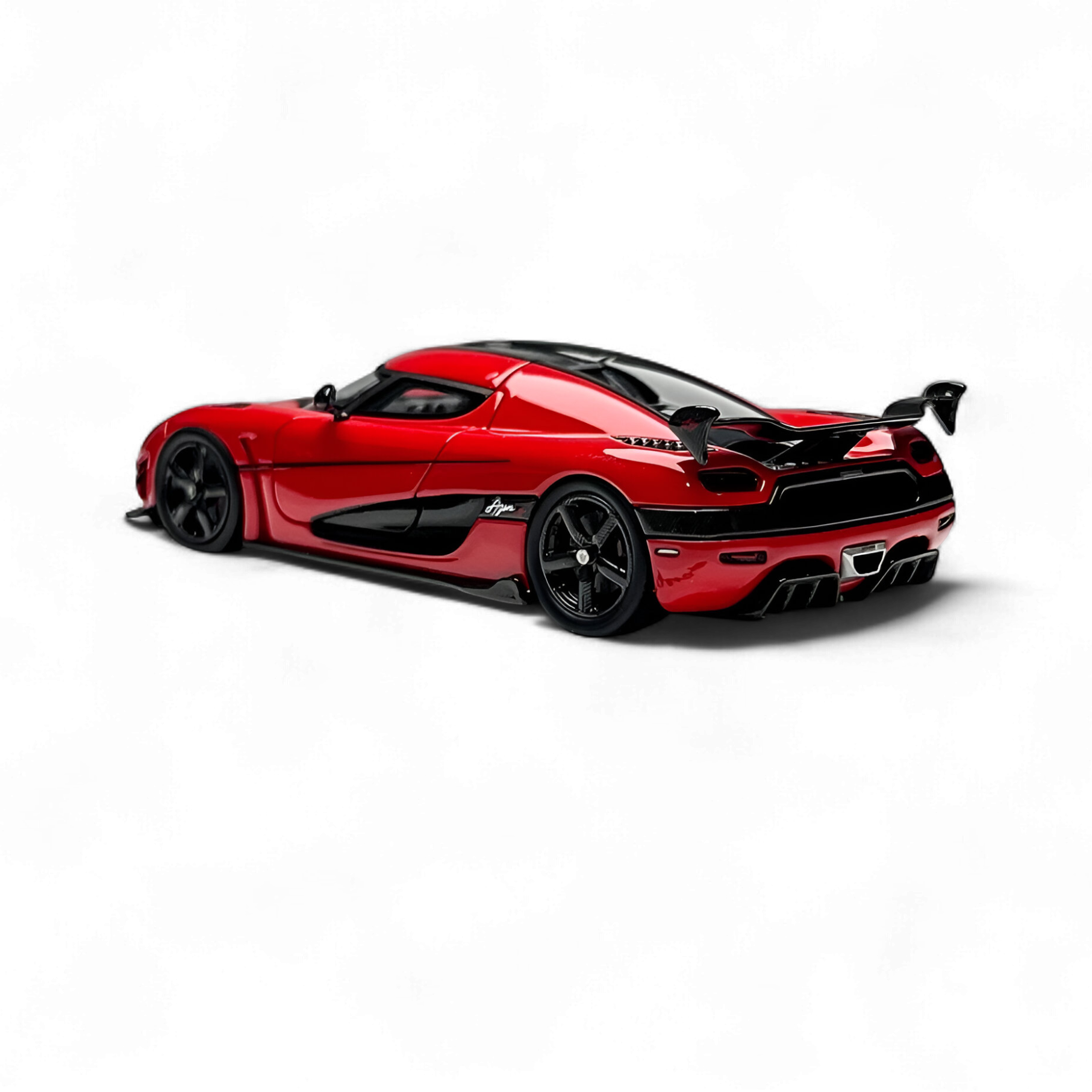 Guo Ji 1:64 Koenigsegg Agera RS (Resin Model) 5