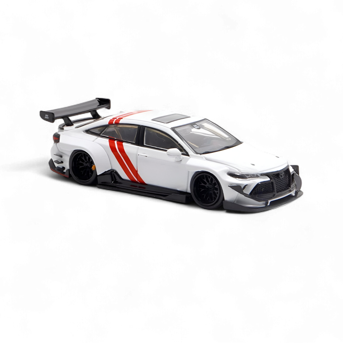 Toyota Avalon Modified Concept - White Livery 1:64 by LMF 2
