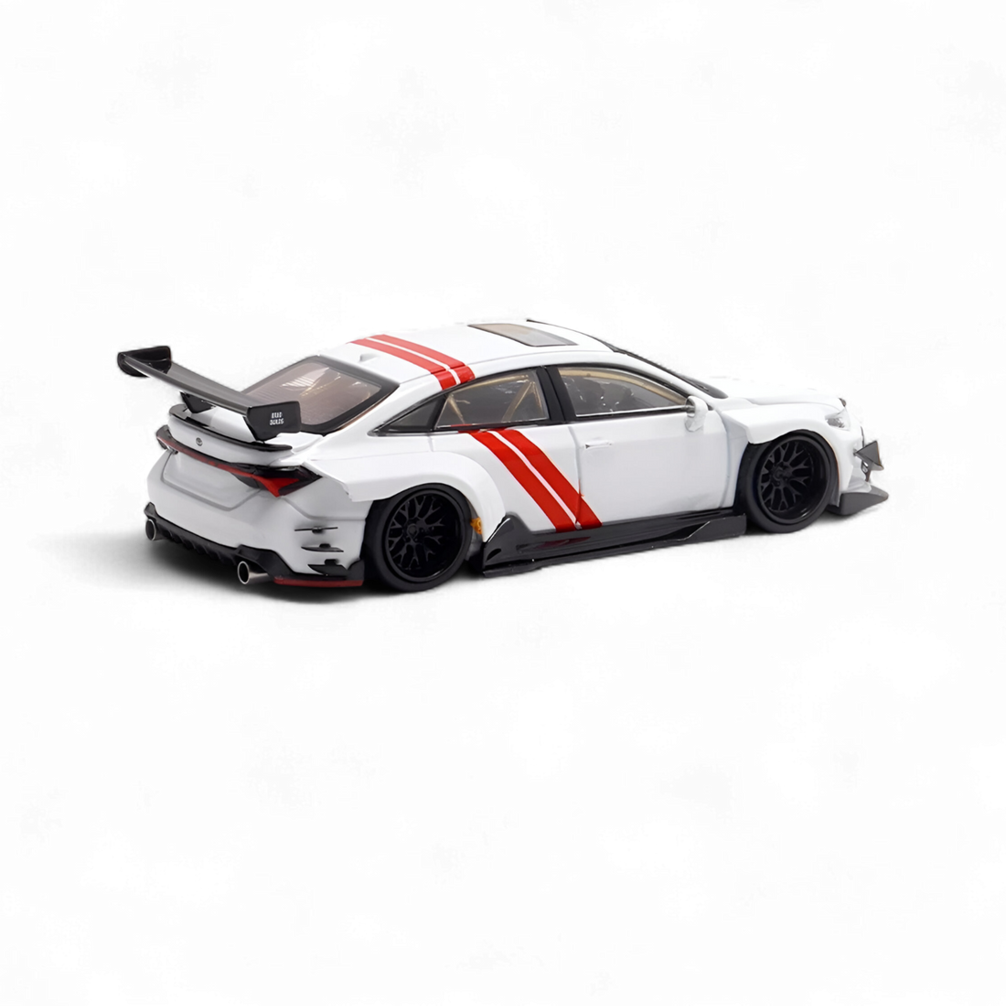 Toyota Avalon Modified Concept - White Livery 1:64 by LMF 4