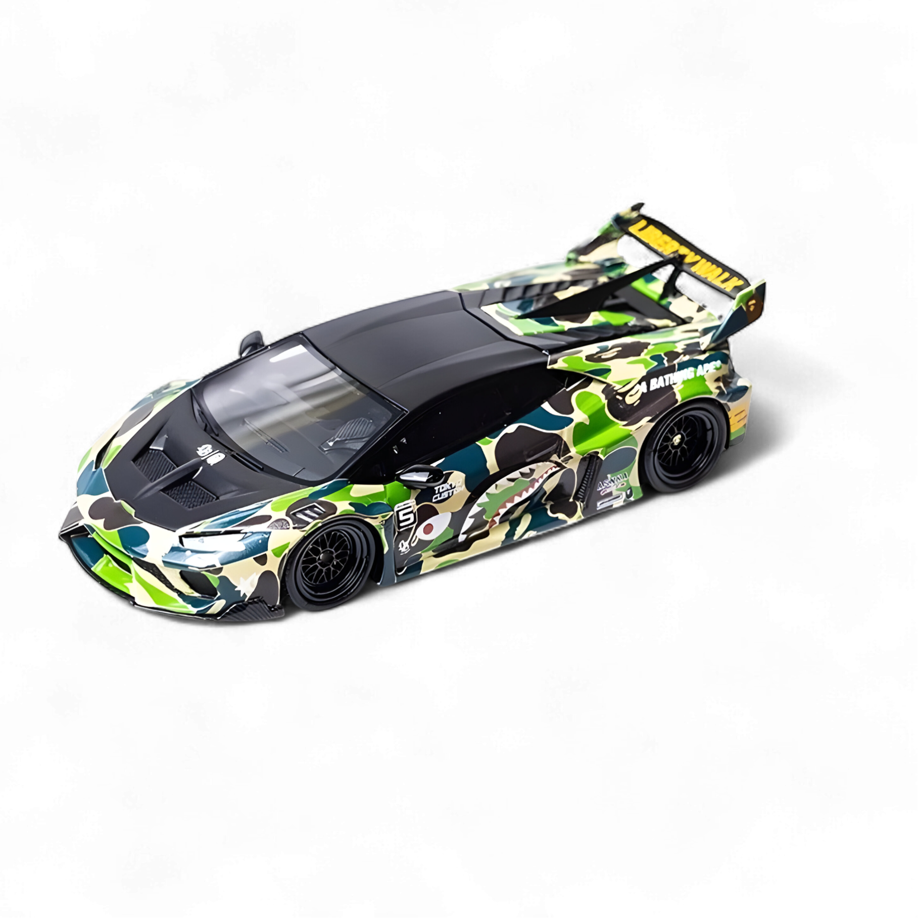 Lamborghini Huracan LP610-4 LWBK WideBody Resin - CAMOUFLAGE 1:64 by Flame