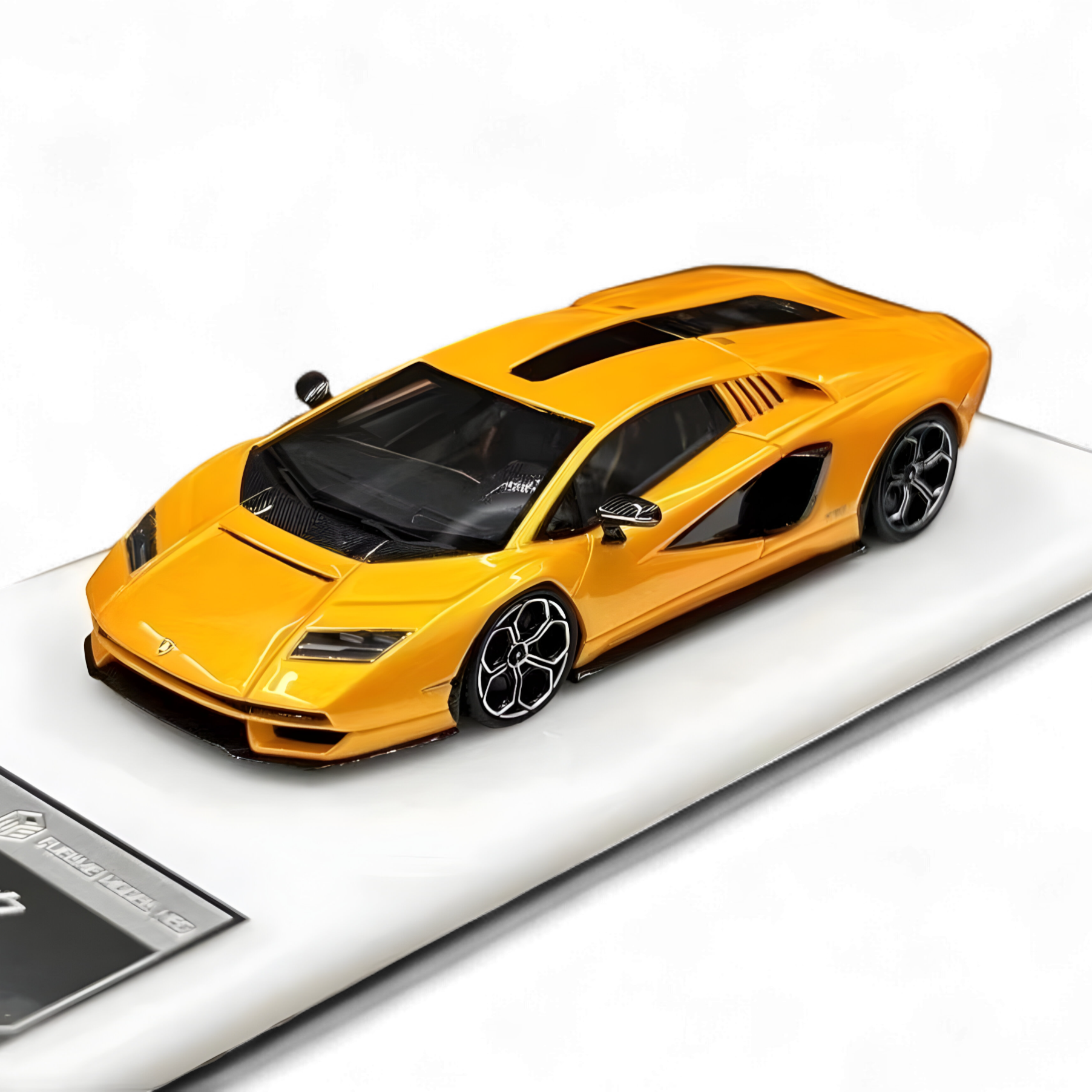 NEO COUNTACH LPI 800-4 ARANCIO ATEN 1:64 Resin by Fuelme Model 