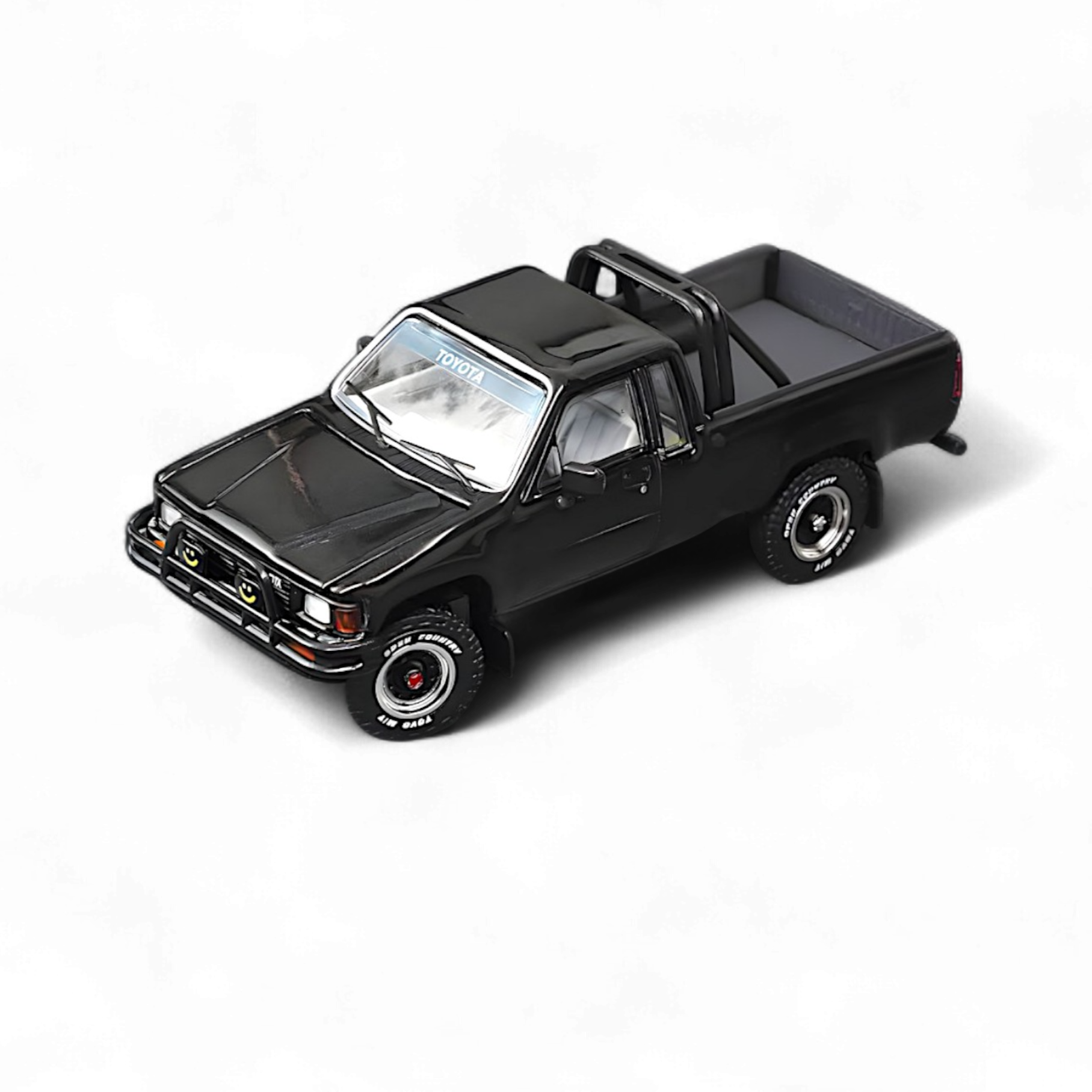 Toyota Hilux SR5 in Black 1:64 KS-062-514 by GCD  3