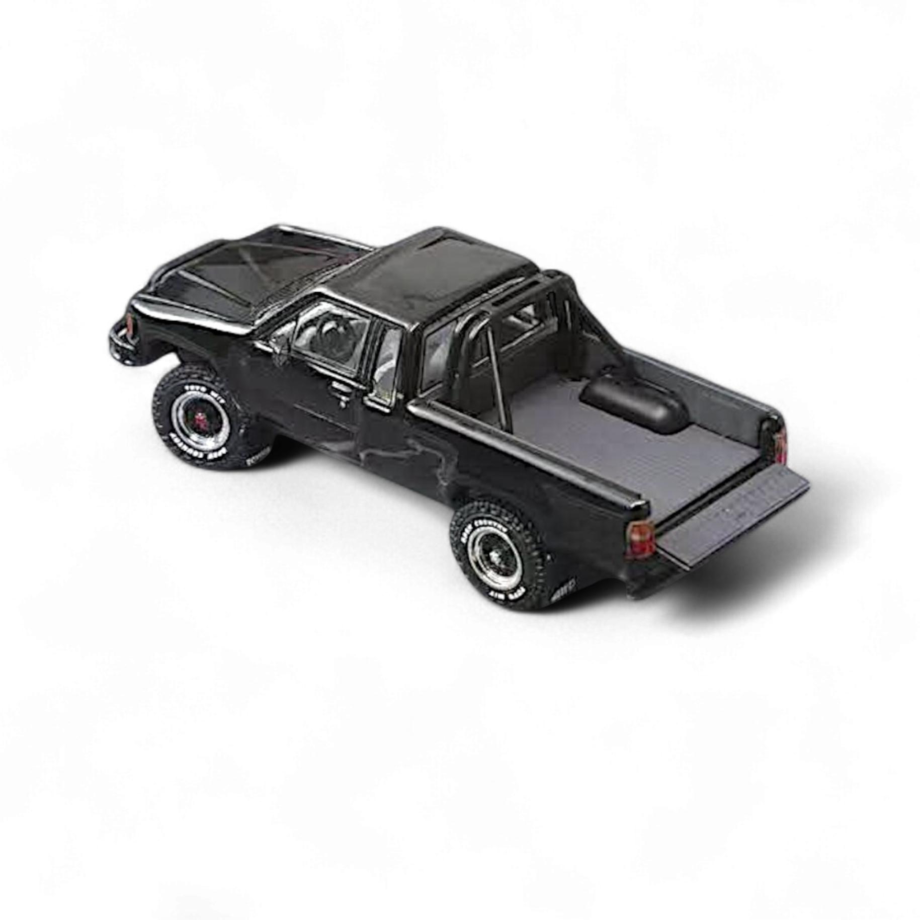 Toyota Hilux SR5 in Black 1:64 KS-062-514 by GCD  4